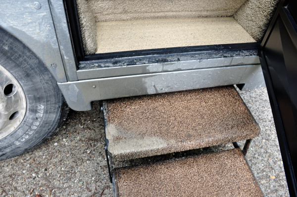 RV entry steps